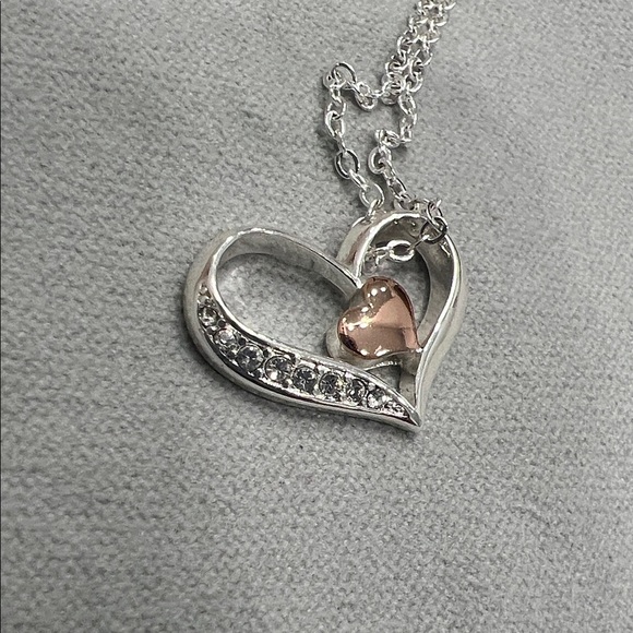 Elegant Heart Pendant Necklace in Silver and Rose Gold - Picture 3 of 3